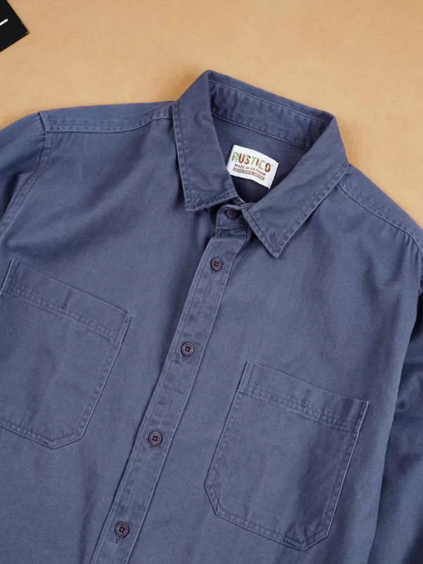 Thiết Kế Hai Túi Ngực Đậm Chất Workwear