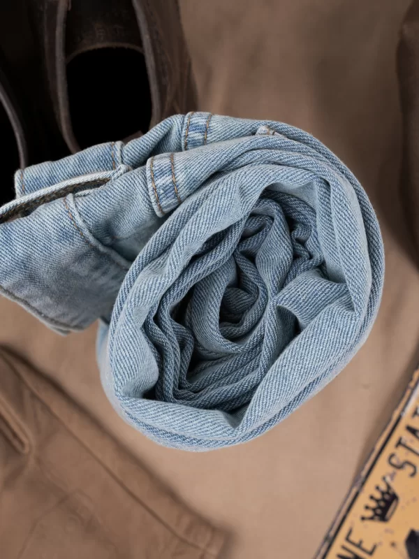 Chất Denim Dày Dặn, Nam Tính